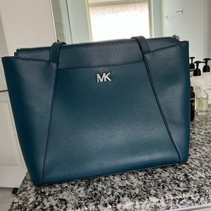 Barely used Michael Kors Maddie Tote